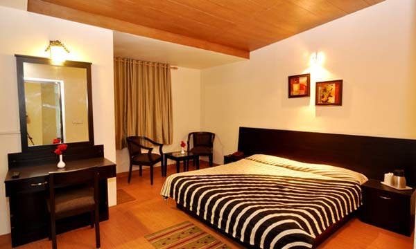 Hotel Suman Paradise-Luxury Room2